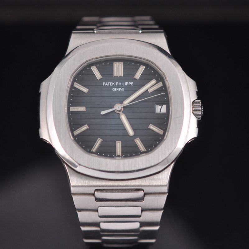 PATEK PHILIPPE NAUTILUS 5711 BOITE & PAPIERS