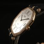 VAN CLEEF & ARPELS LADY’S YELLOW GOLD