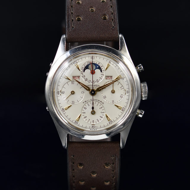 UNIVERSAL GENEVE TRI-COMPAX REF. 22297-3