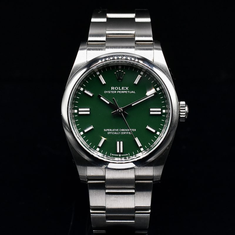 ROLEX OYSTER PERPETUAL REF. 126000 BOX AND PAPERS