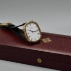 PATEK PHILIPPE ELLIPSE JUMBO « CLOUS DE PARIS » REF. 3958 WITH BOX