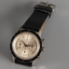 UNIVERSAL GENEVE COMPAX REF. 22703-1