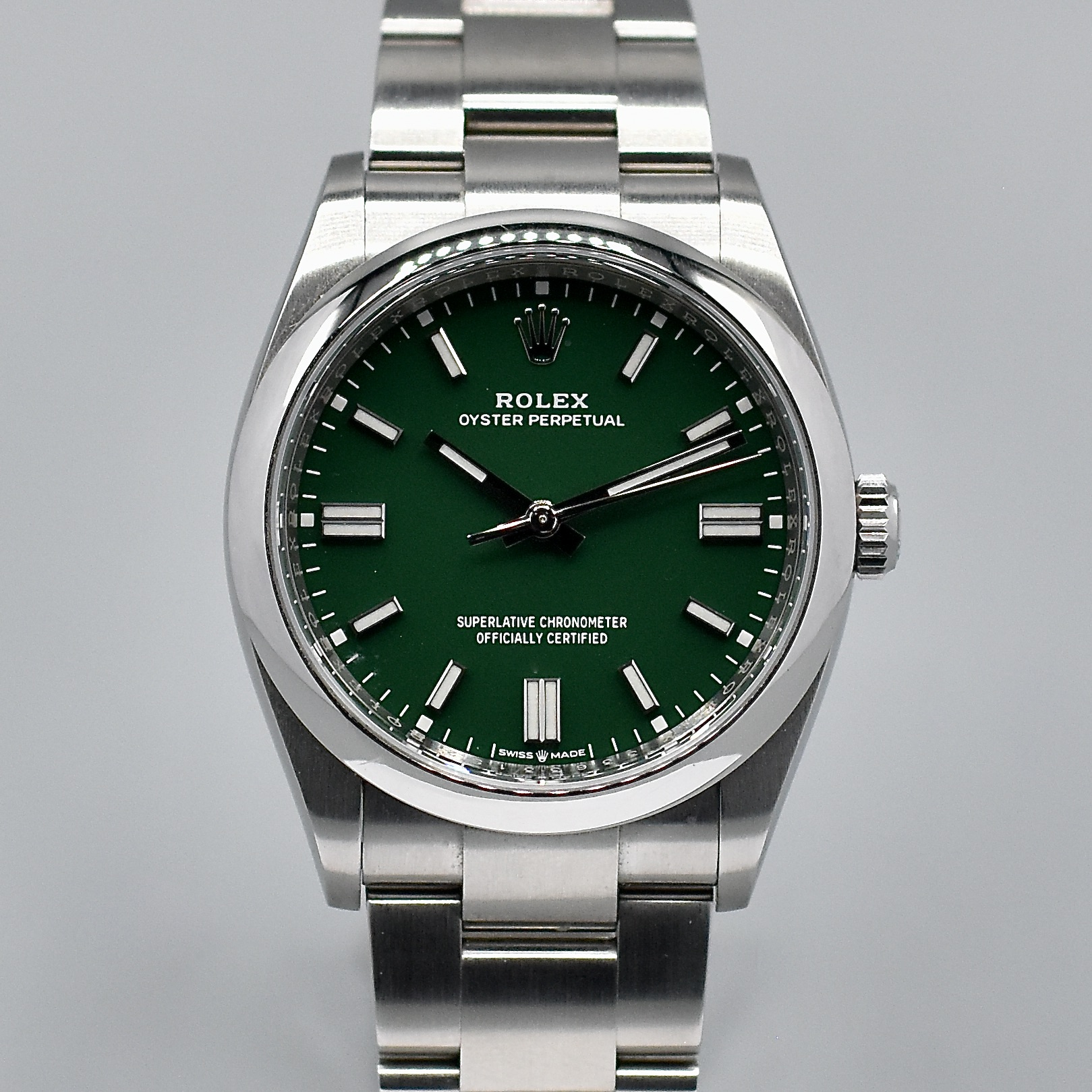 ROLEX OYSTER PERPETUAL REF. 126000 BOX AND PAPERS