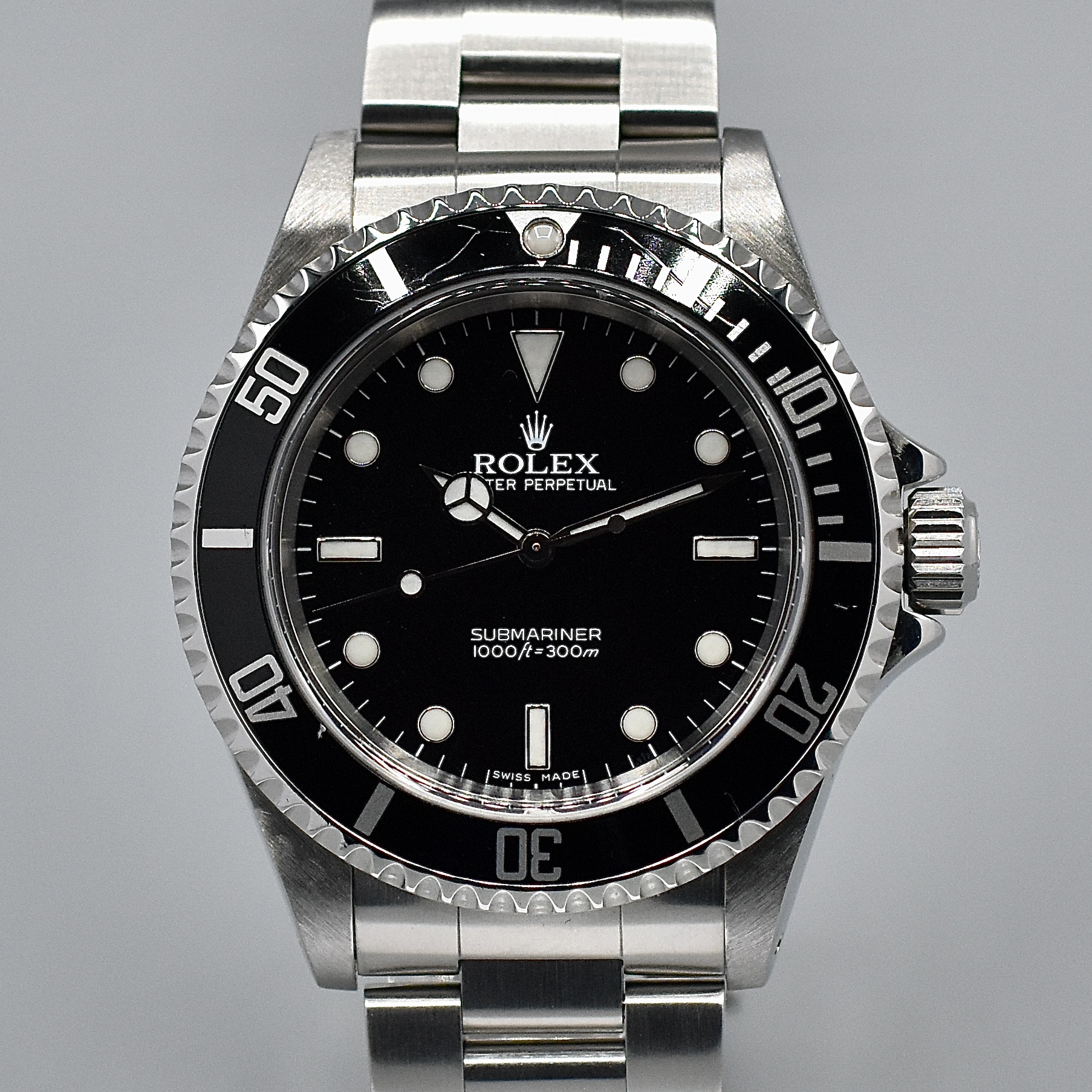 ROLEX SUBMARINER REF. 14060M BOX AND PAPERS