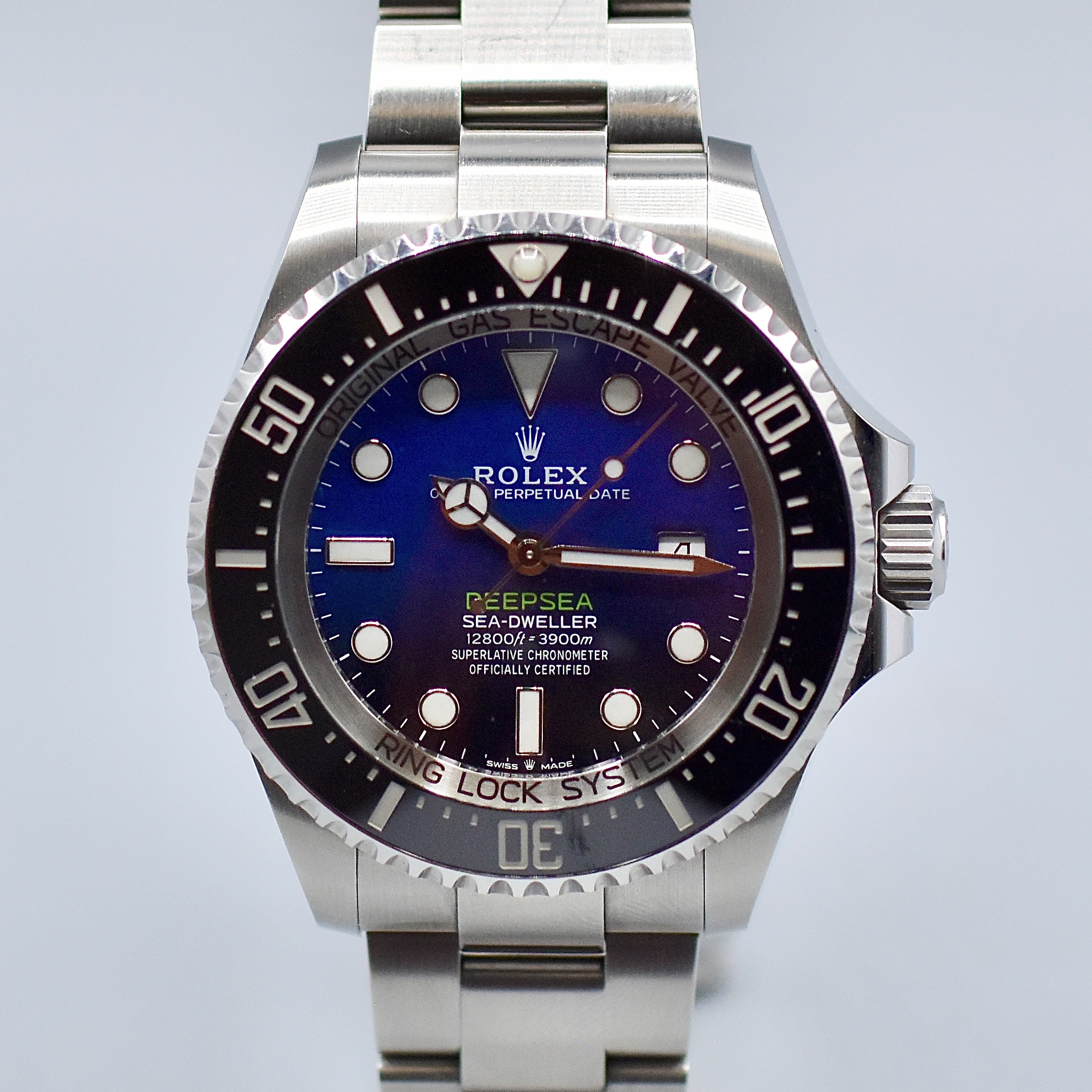 ROLEX SEA-DWELLER DEEPSEA D-BLUE JAMES CAMERON REF. 126660 FULL SET